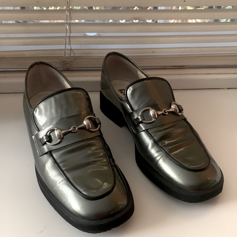 Bettey Muller Gunmetal patent leather loafers Size 6.